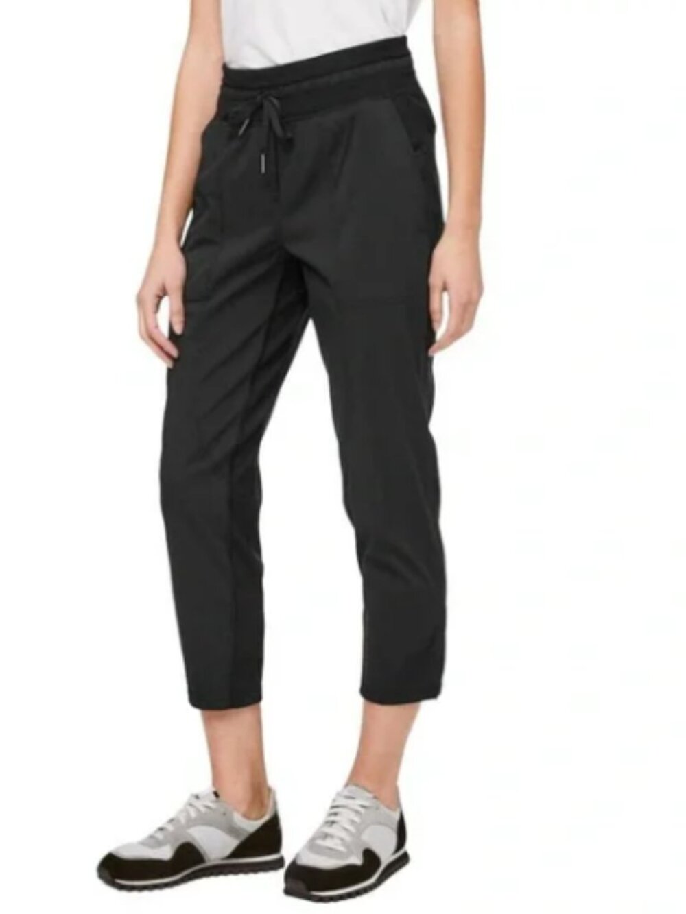 Lululemon Dance Studio Crop *25" Black size 6